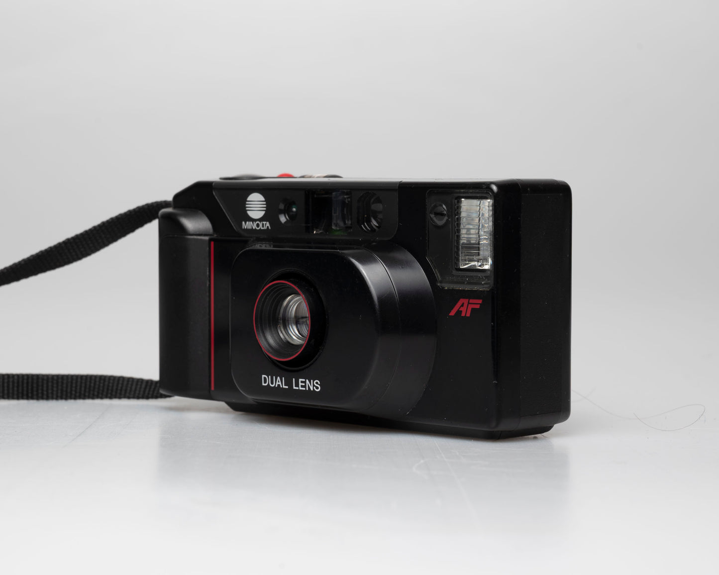 Appareil photo Minolta Freedom DL à double objectif 35 mm (numéro de série 77221068)