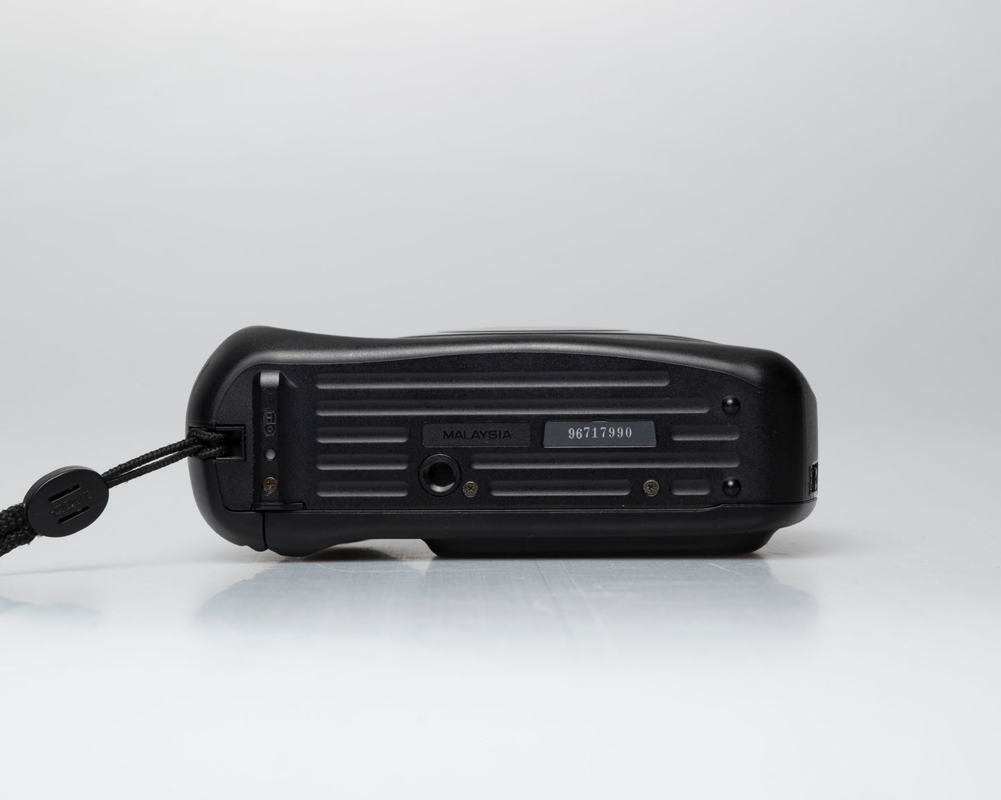 Minolta Freedom Action Zoom appareil photo 35mm *moteur bruyant* (série 96717990)