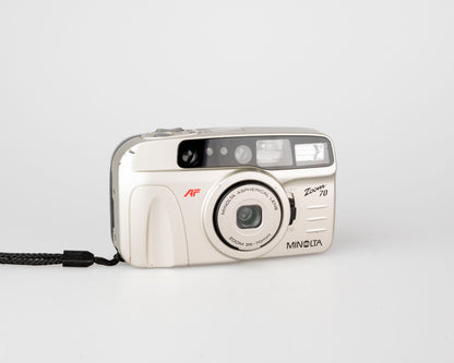 Minolta Zoom 70 35mm camera w/ case (serial 37126277)