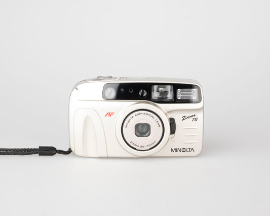 Minolta Zoom 70 35mm camera w/ case (serial 37126277)