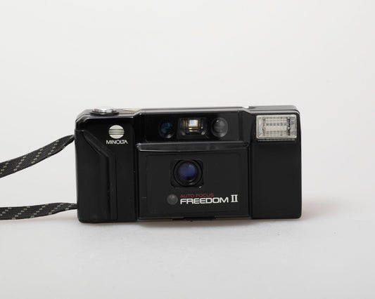 Minolta Freedom II Auto-focus 35mm point-and-shoot camera (serial 3448303)