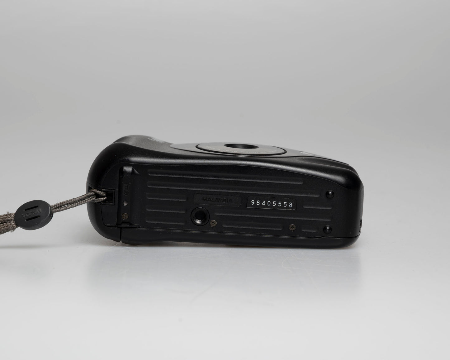 Appareil photo 35 mm Minolta Freedom Action Zoom avec étui (numéro de série 9840558)