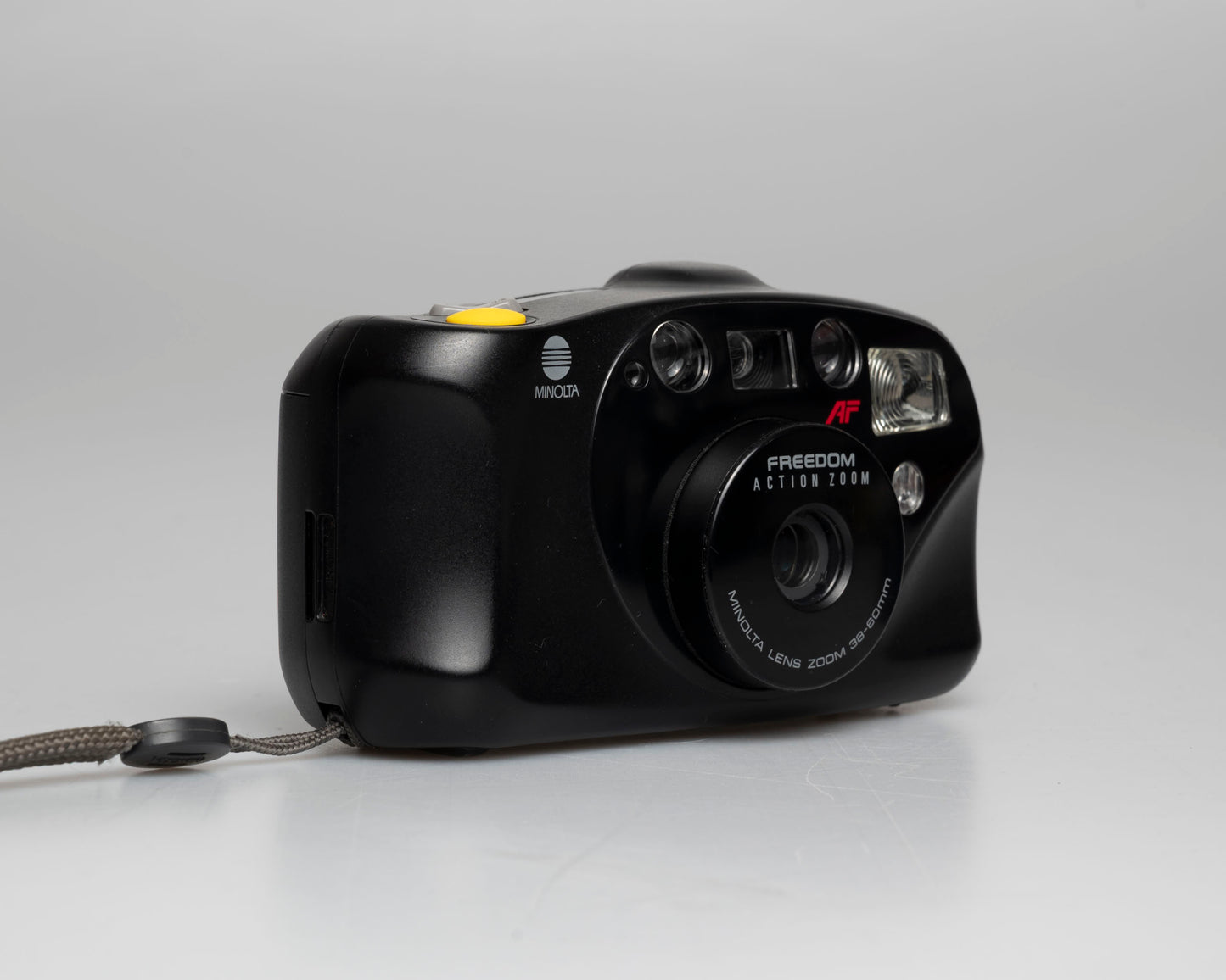 Appareil photo 35 mm Minolta Freedom Action Zoom avec étui (numéro de série 9840558)