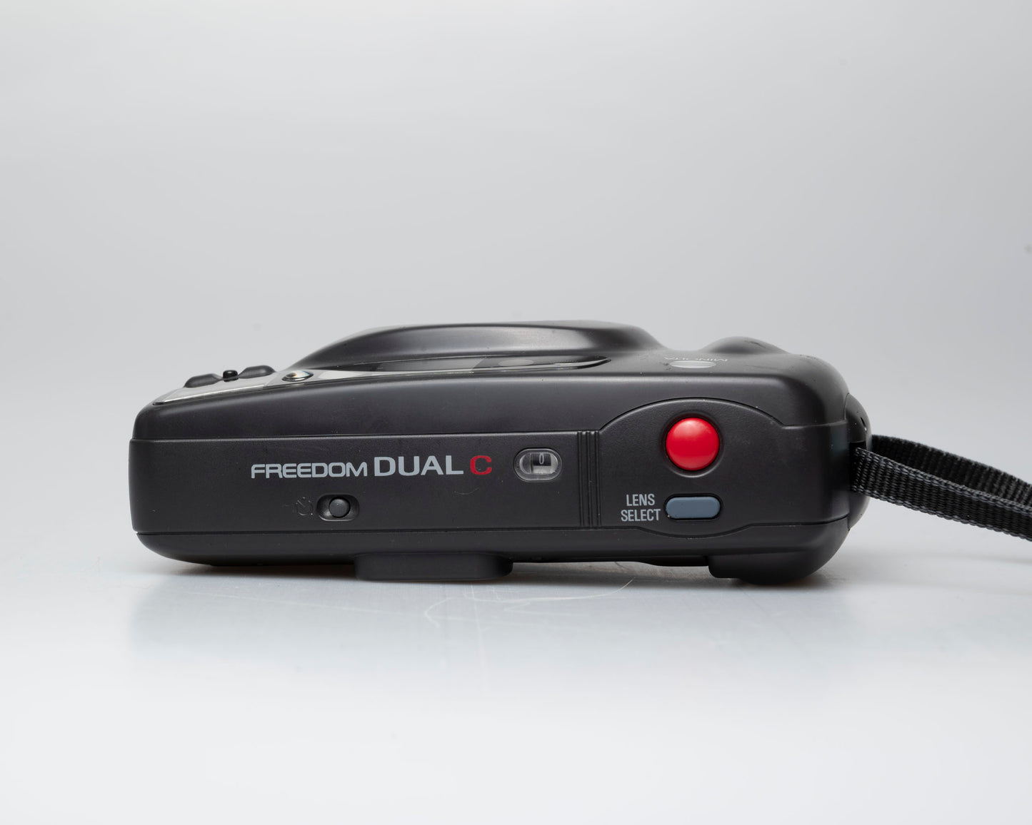 Minolta Freedom Dual C 35mm camera w/ case (serial 36305060)