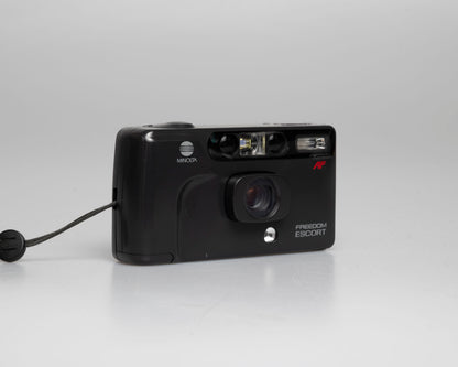 Minolta Freedom Escort 35mm camera (serial _1324302) | film🎞tested