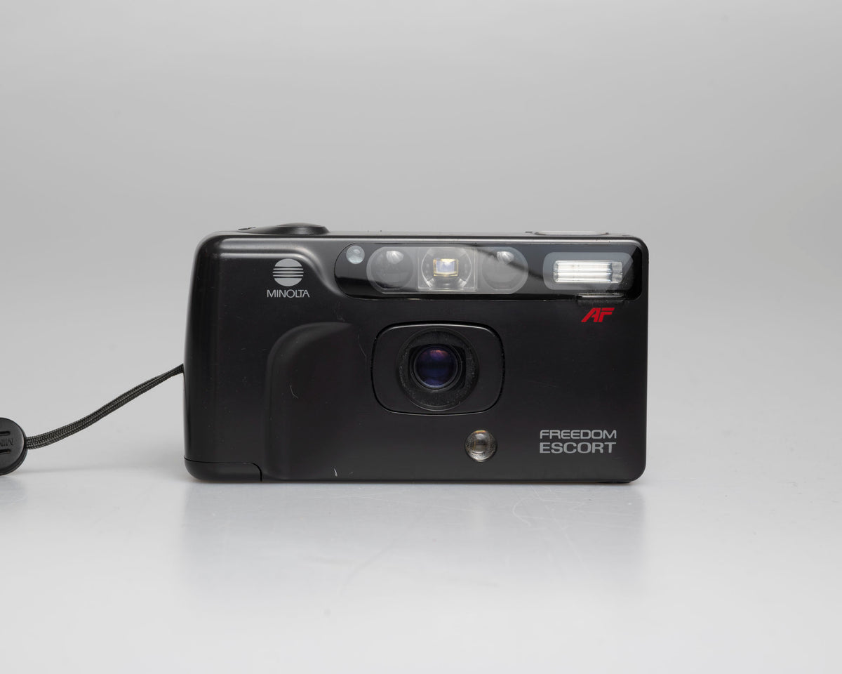 Minolta Freedom Escort 35mm camera (serial _1324302) | film🎞tested