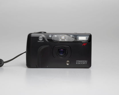 Minolta Freedom Escort 35mm camera (serial _1324302) | film🎞tested