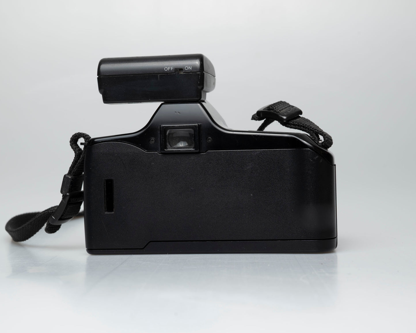 Minolta Dynax 3000i 35mm SLR w/ Minolta AF 50mm f1.7 lens + Program D 314i flash (serial 62301669))