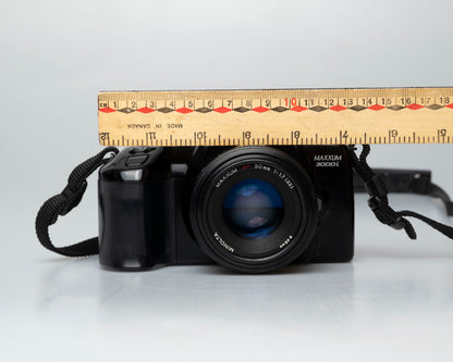 Minolta Dynax 3000i 35mm SLR w/ Minolta AF 50mm f1.7 lens + Program D 314i flash (serial 62301669))