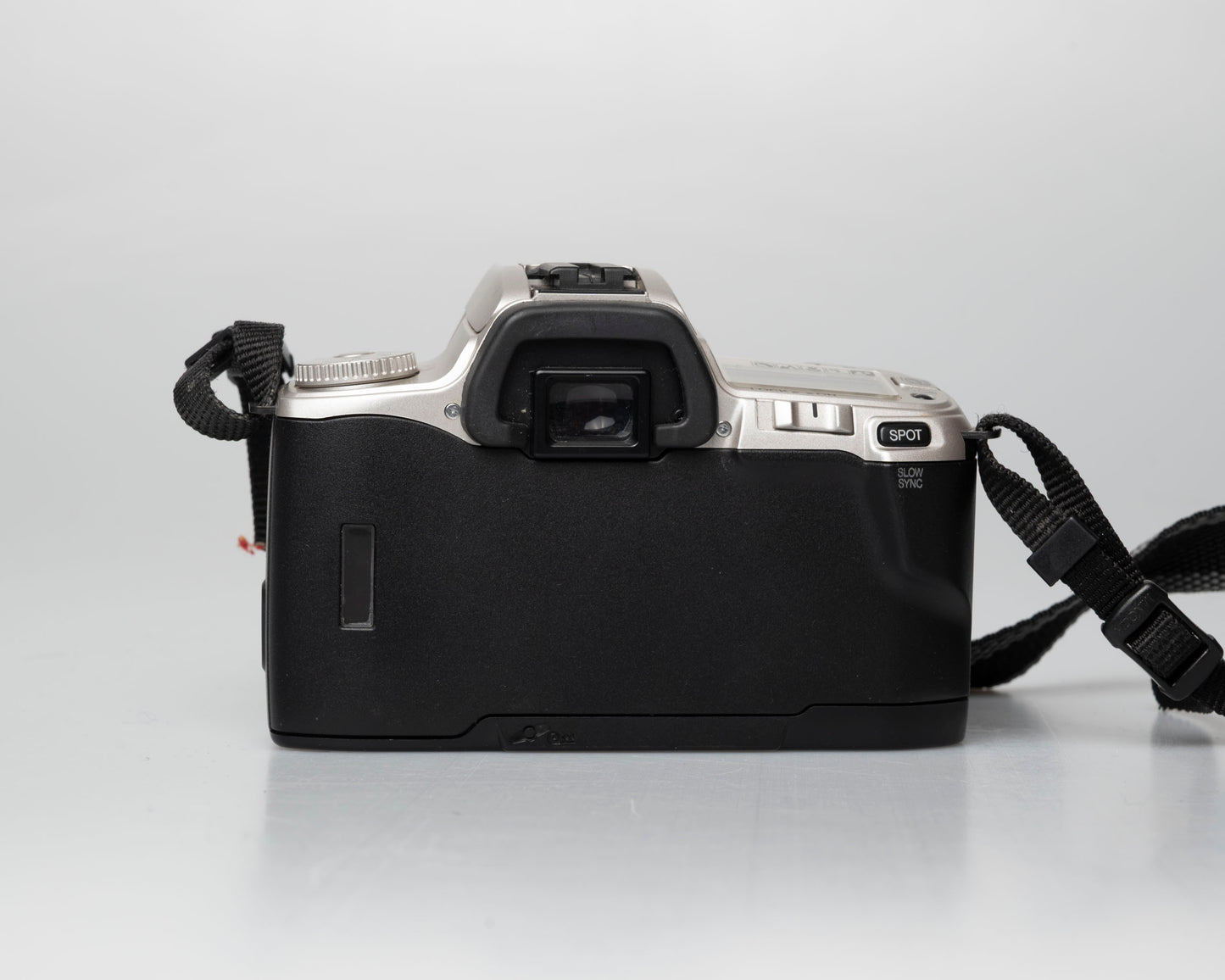 Minolta STsi 35mm SLR film camera; back view