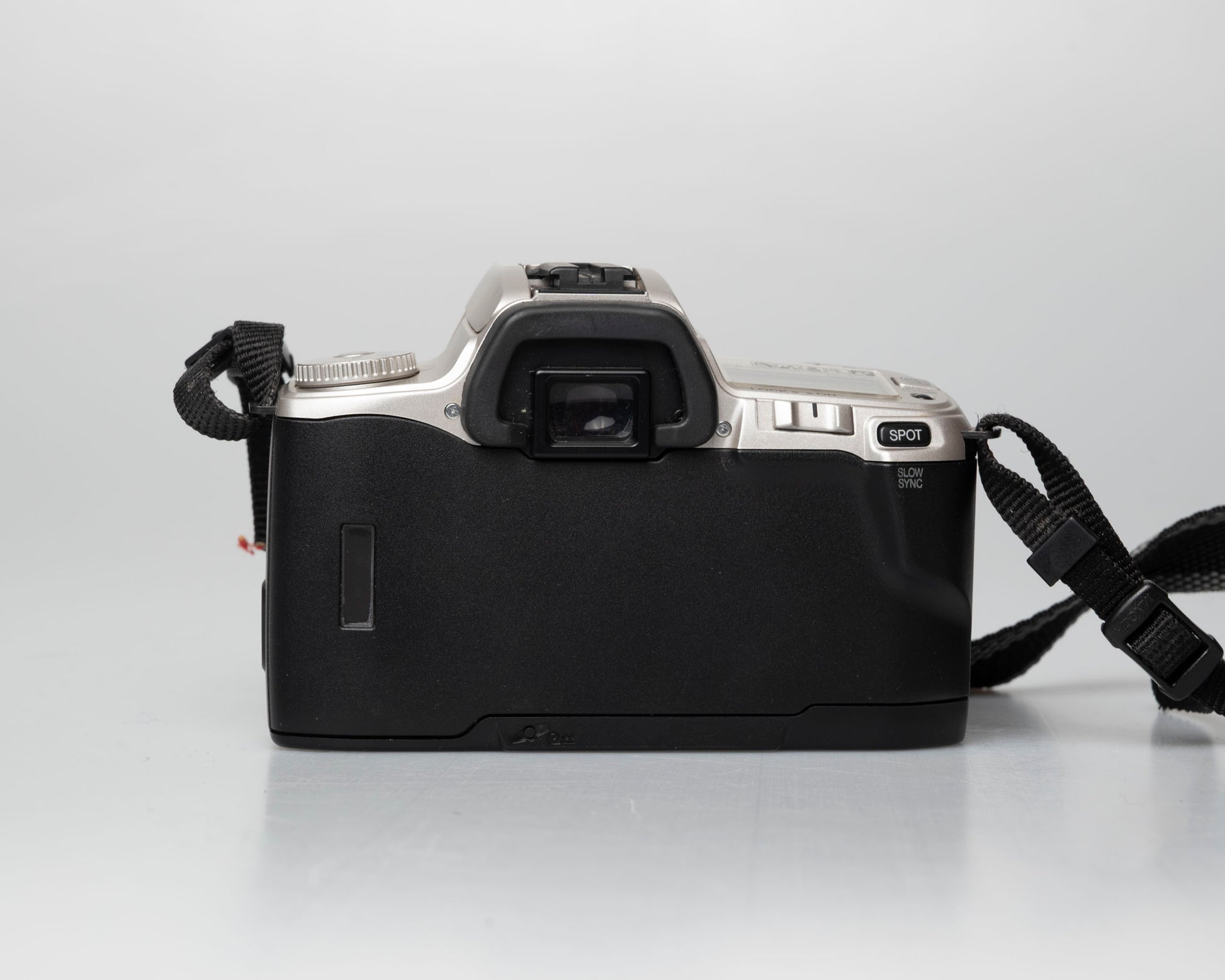 Minolta STsi 35mm SLR film camera; back view