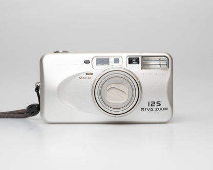 Appareil photo compact Minolta Riva Zoom 125 35mm avec étui (série 40017014)