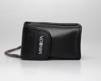 Appareil photo compact Minolta Riva Zoom 125 35mm avec étui (série 40017014)