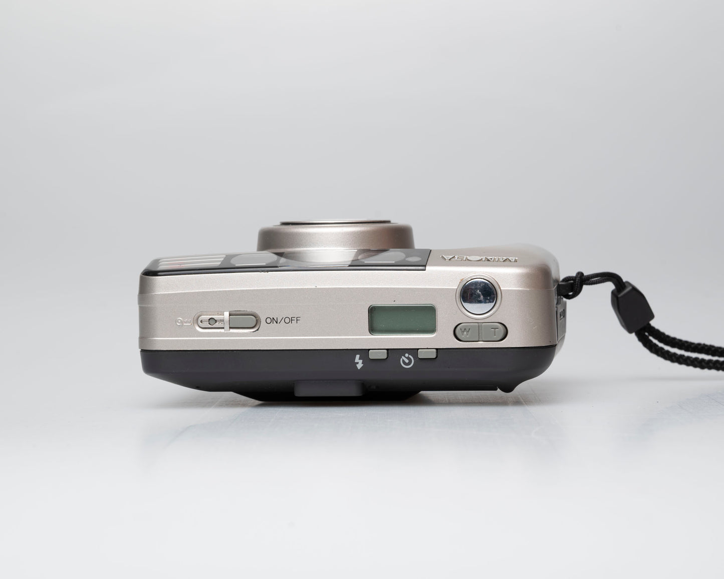 Minolta Riva Zoom 90 Date 35mm camera (serial 36914713)