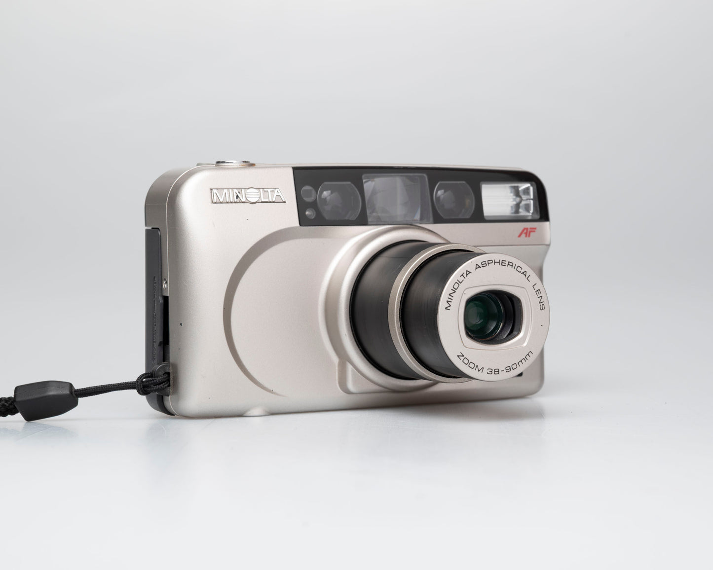 Minolta Riva Zoom 90 Date 35mm camera (serial 36914713)