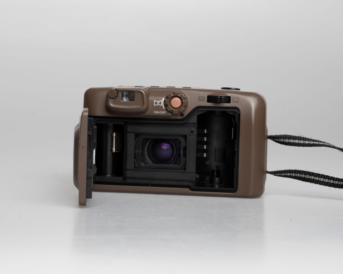 Bell and Howell PZ3100 compact 35mm camera w/ case