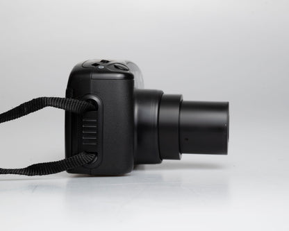Black's (Samsung) Insight Zoom 105 35mm camera w/ original box, case, and manual (serial 1541839)