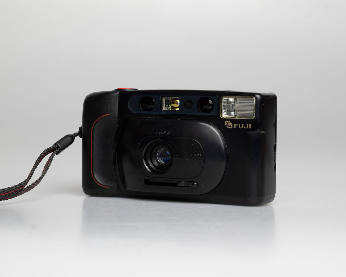 Fujifilm DL-60 35mm film camera (serial 20507903)
