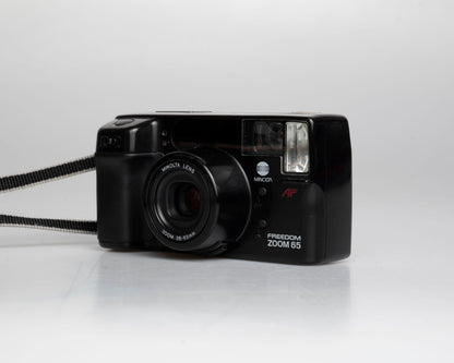 Minolta Freedom Zoom 65 35mm camera (serial 98102439)