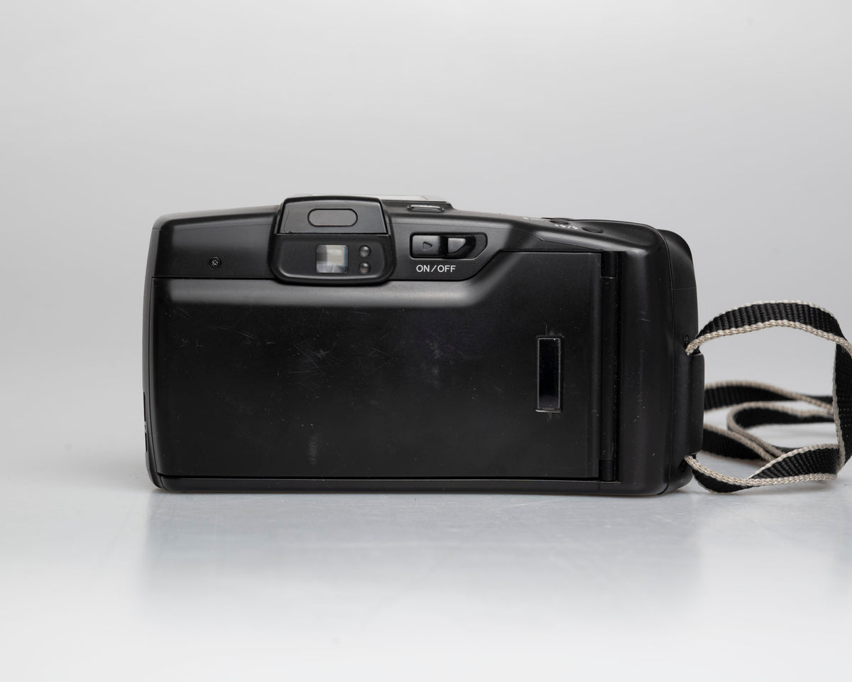 Minolta Freedom Zoom 90c 35mm camera (serial 60102185)