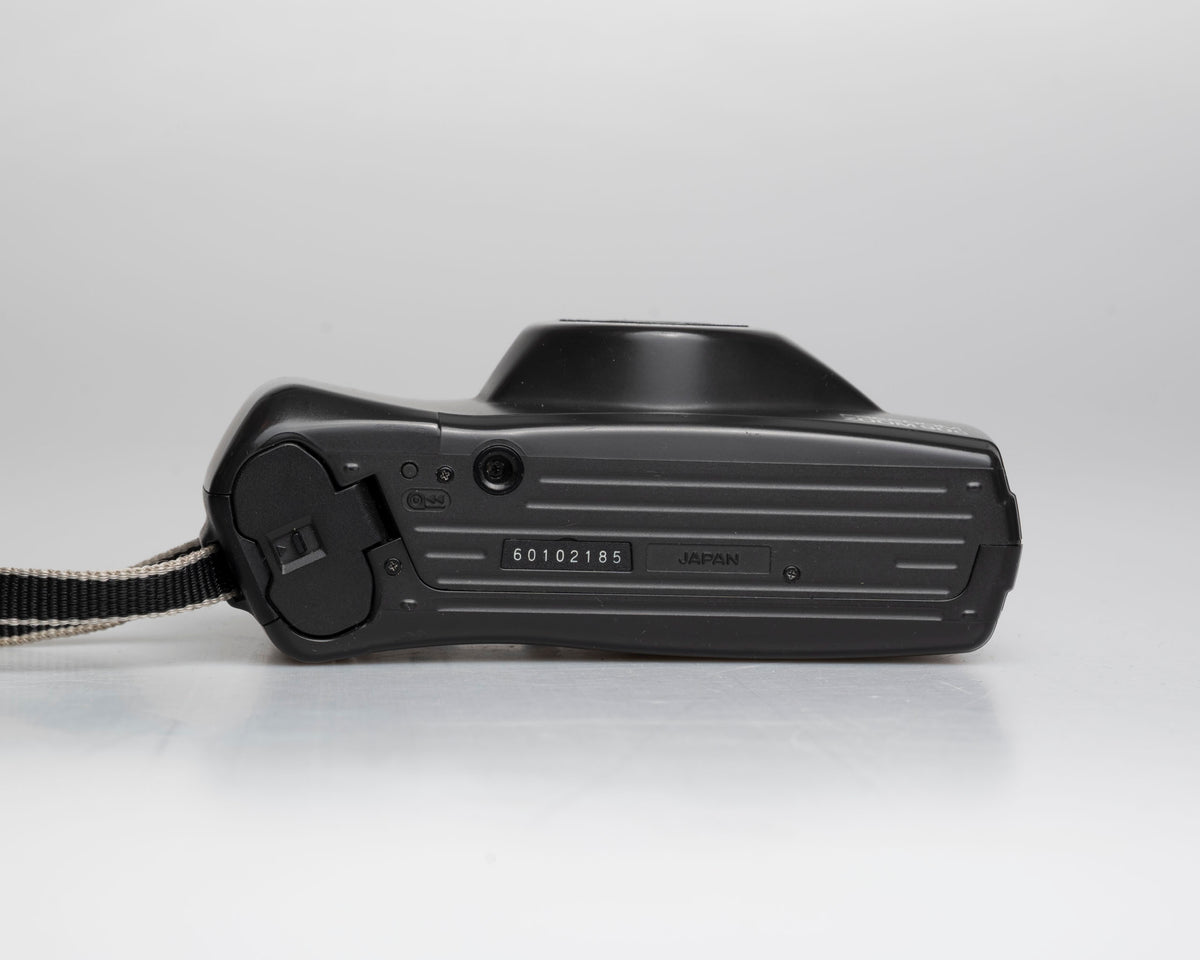 Minolta Freedom Zoom 90c 35mm camera (serial 60102185)