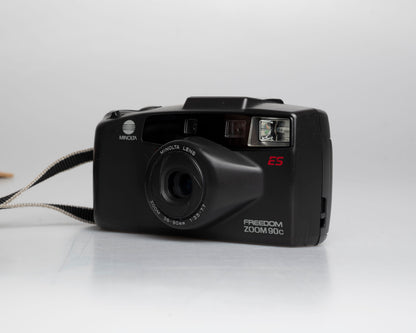 Minolta Freedom Zoom 90c 35mm camera (serial 60102185)