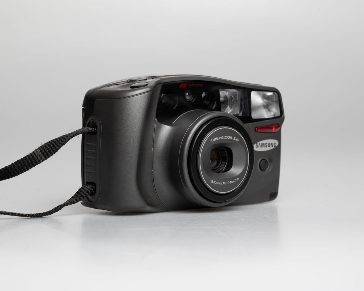 Samsung AF Zoom 105 S 35mm camera w/ case (serial 5D33291)