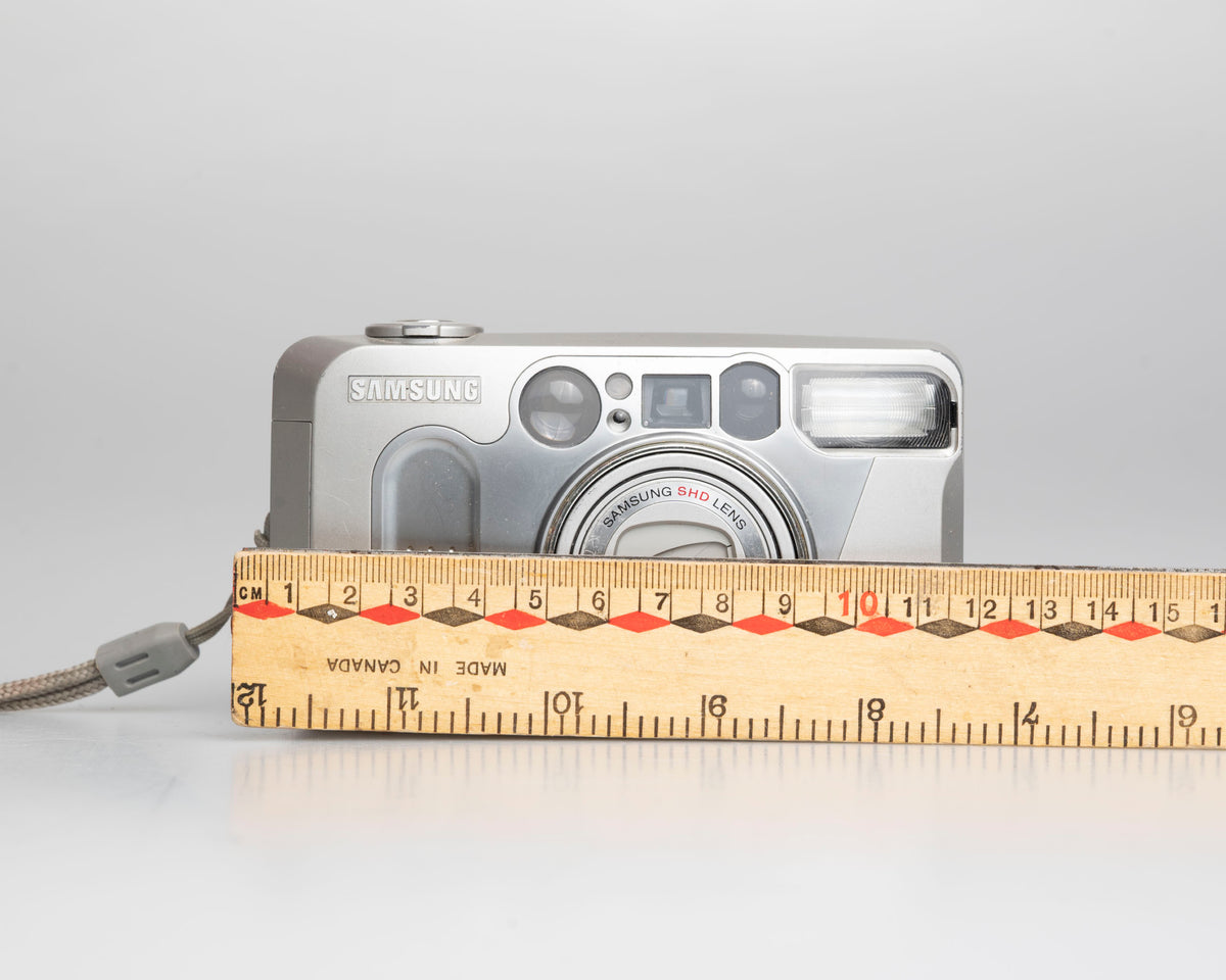 Samsung Maxima Elite 140 QD 35mm camera (serial 92510566)
