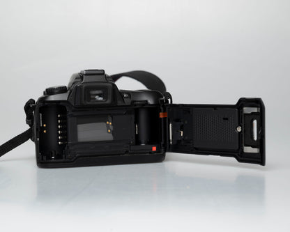 Nikon F75 35mm film SLR w/ AF Nikkor 28-80mm lens (serial 2258155)