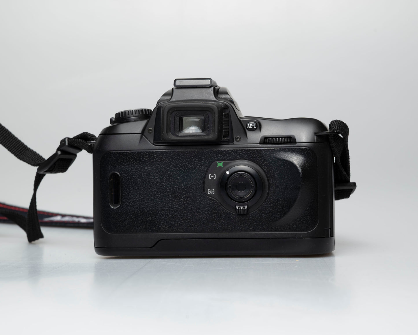 Nikon F75 35mm film SLR w/ AF Nikkor 28-80mm lens (serial 2258155)