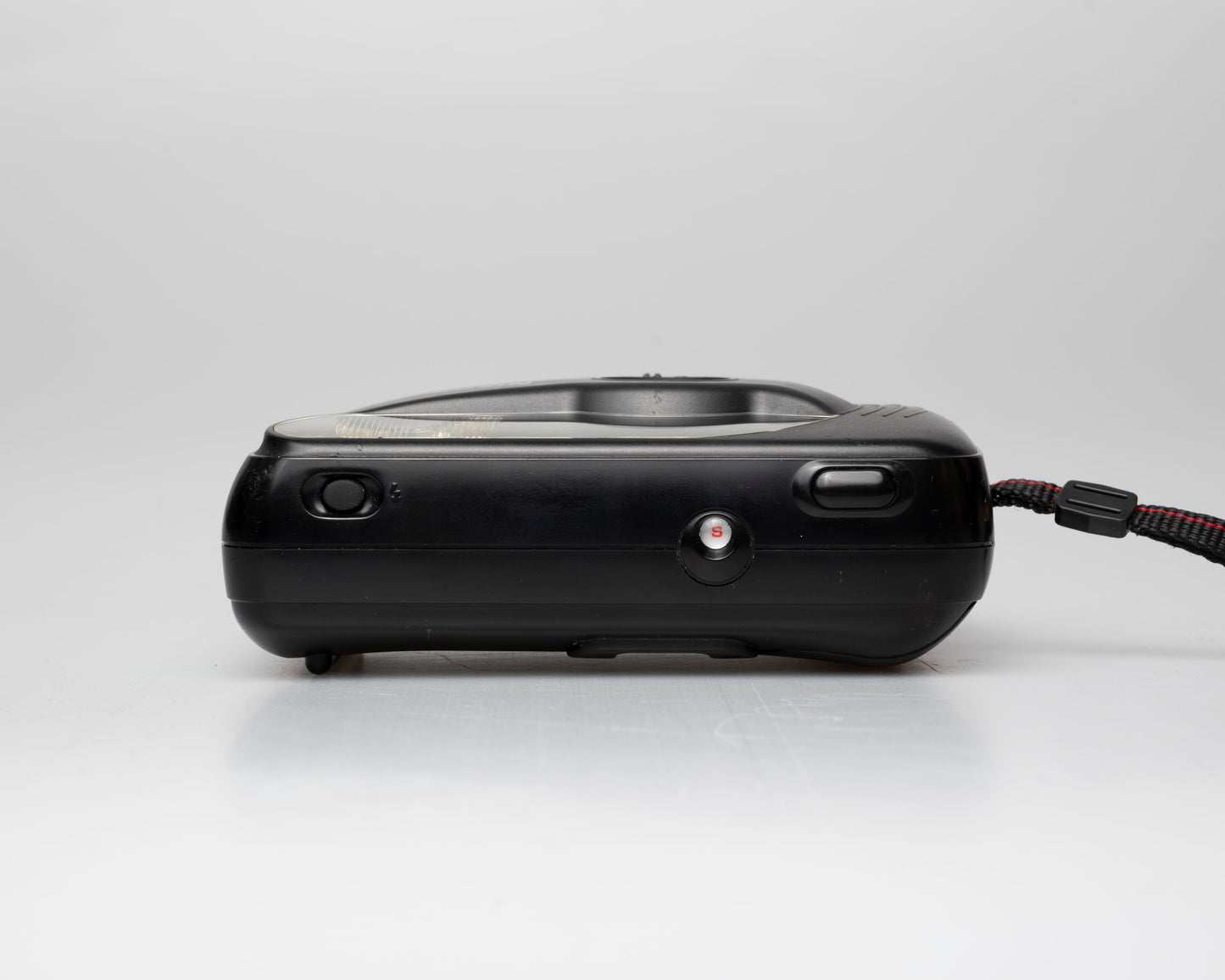 Nikon Fun Touch 3 compact 35mm camera w/ case (serial 5285865)