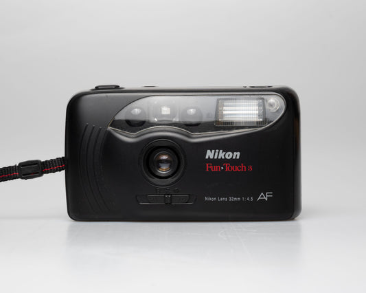 Nikon Fun Touch 3 compact 35mm camera w/ case (serial 5285865)