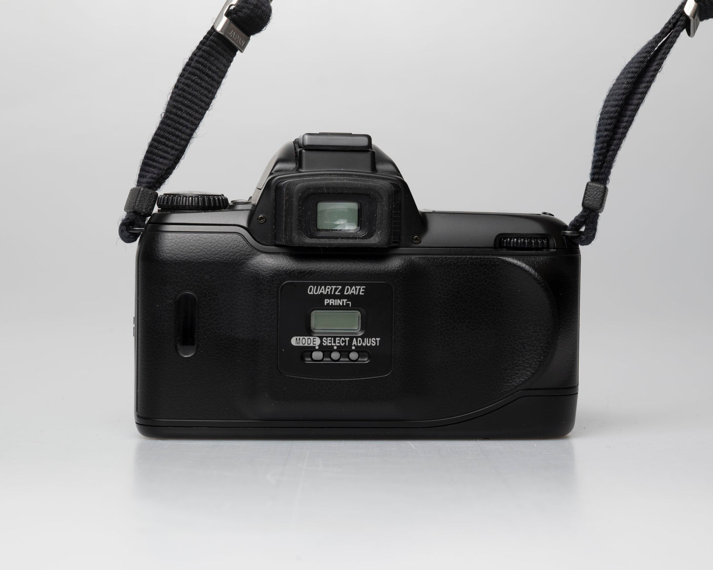 Nikon N65 35mm film SLR w/ AF Vivitar 28-80mm lens (serial 2537429)