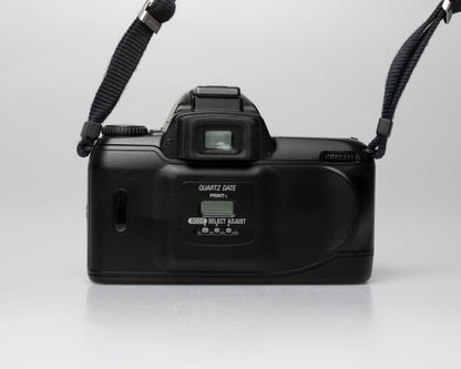 Nikon N65 35mm film SLR w/ AF Vivitar 28-80mm lens (serial 2537429)