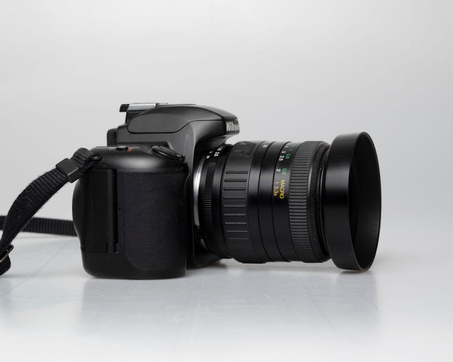 Nikon N65 35mm film SLR w/ AF Vivitar 28-80mm lens (serial 2537429)