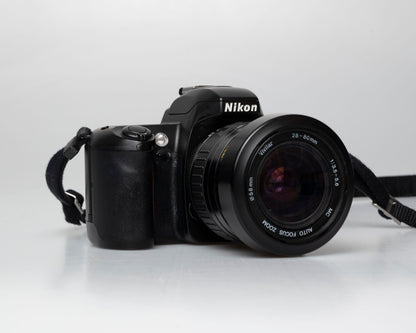 Nikon N65 35mm film SLR w/ AF Vivitar 28-80mm lens (serial 2537429)