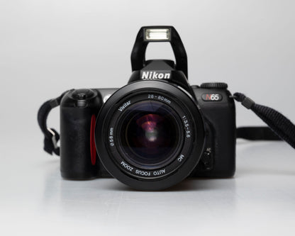 Nikon N65 35mm film SLR w/ AF Vivitar 28-80mm lens (serial 2537429)