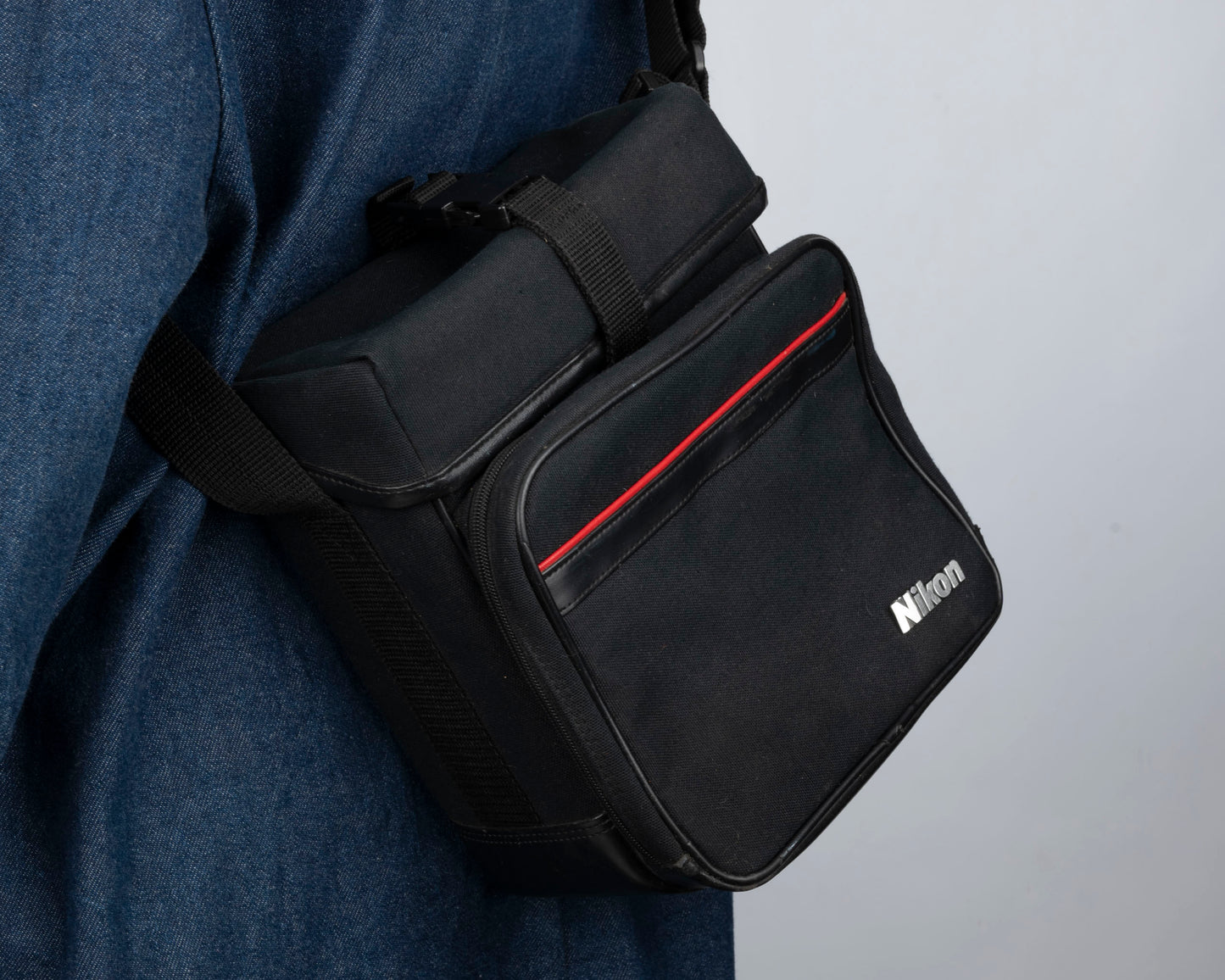 Nikon mid-sized black with red trim camera bag