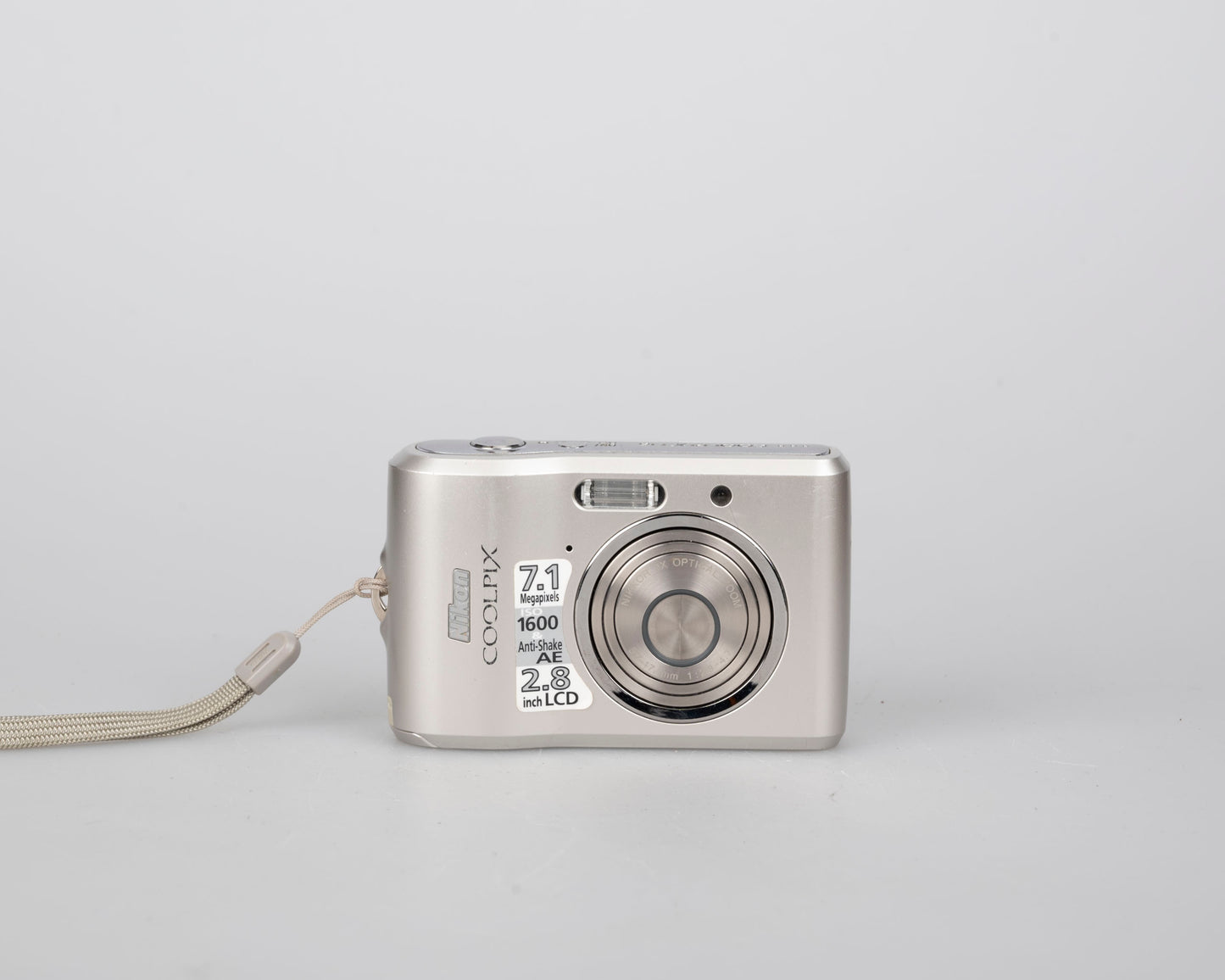 Nikon Coolpix L16 7.1 MP CCD sensor digicam w/ 1GB SD card + original box and accessories (uses AA batteries)