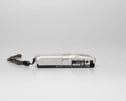 Nikon Coolpix S5300 16MP digicam w/ 64GB SD card + battery + charger (serial 300474121)