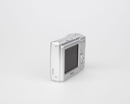 Appareil photo numérique à capteur CCD Nikon Coolpix L14 7,1 MP (utilise des piles AA et des cartes mémoire SD)