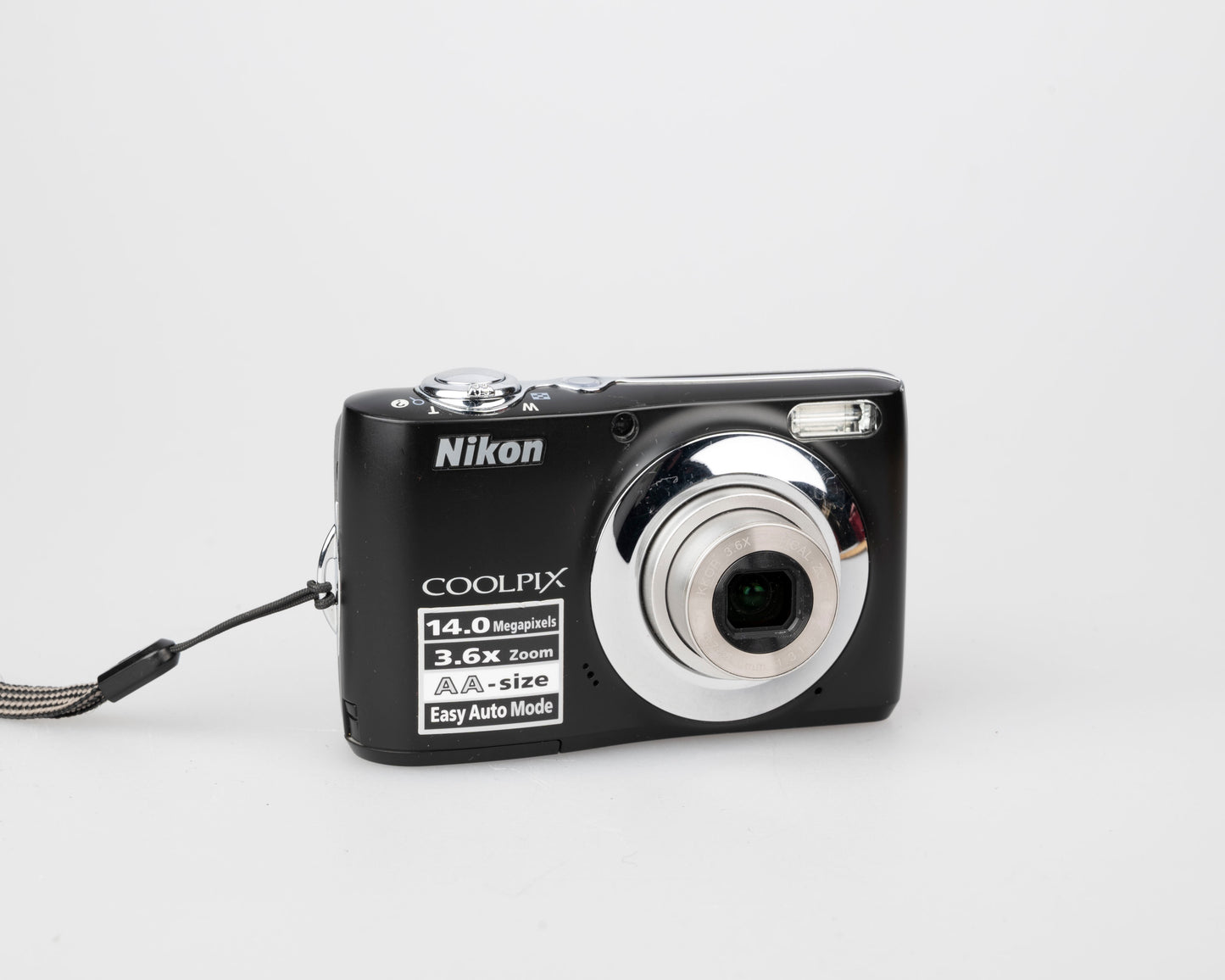 Nikon Coolpix L24 14MP CCD sensor digicam w/ case (uses AA batteries and SD memory cards)