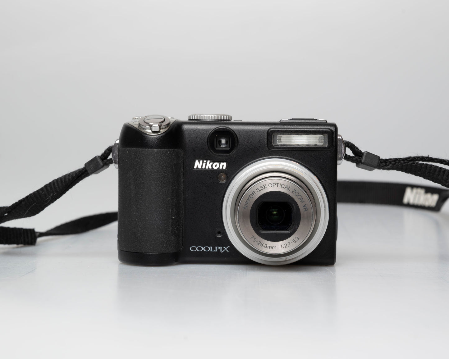 Nikon Coolpix P5000 digicam w/ charger + battery + 8GB card + manual