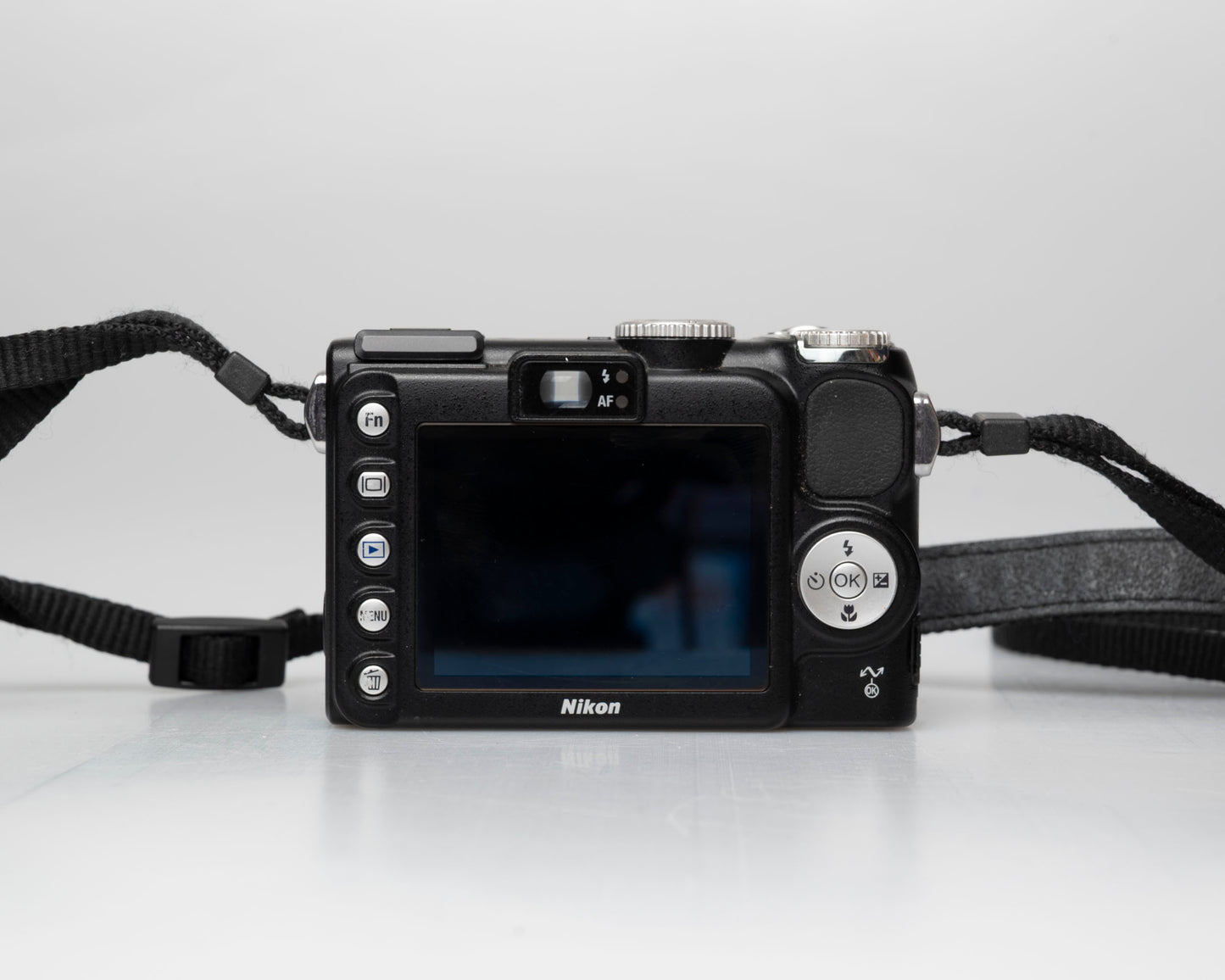 Nikon Coolpix P5000 digicam w/ charger + battery + 8GB card + manual