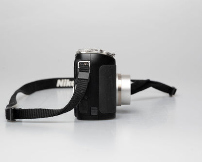 Nikon Coolpix P5000 digicam w/ charger + battery + 8GB card + manual