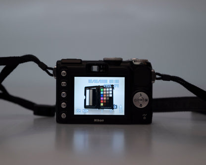 Nikon Coolpix P5000 digicam w/ charger + battery + 8GB card + manual