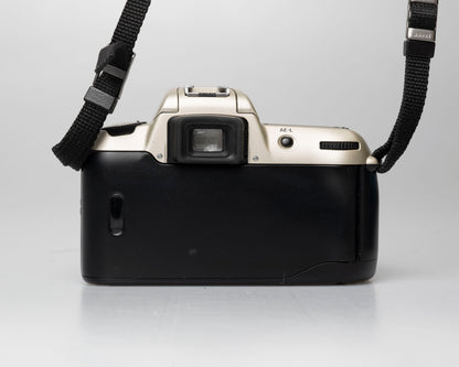 Nikon F60 35mm film SLR w/ AF Tamron 28-20mm lens (serial 2281992)