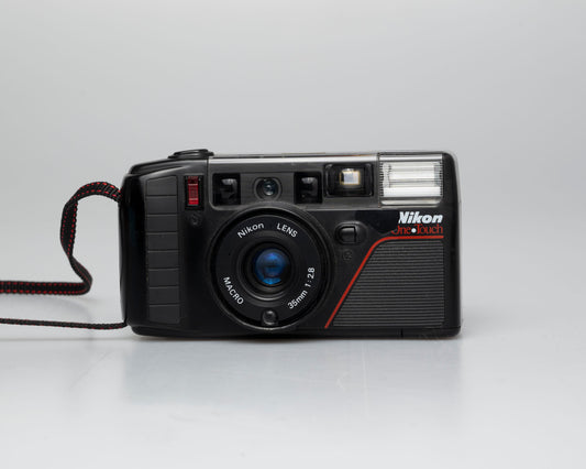 Nikon One Touch (L35AF3) 35mm camera w/ case (serial 3214857) | film🎞tested