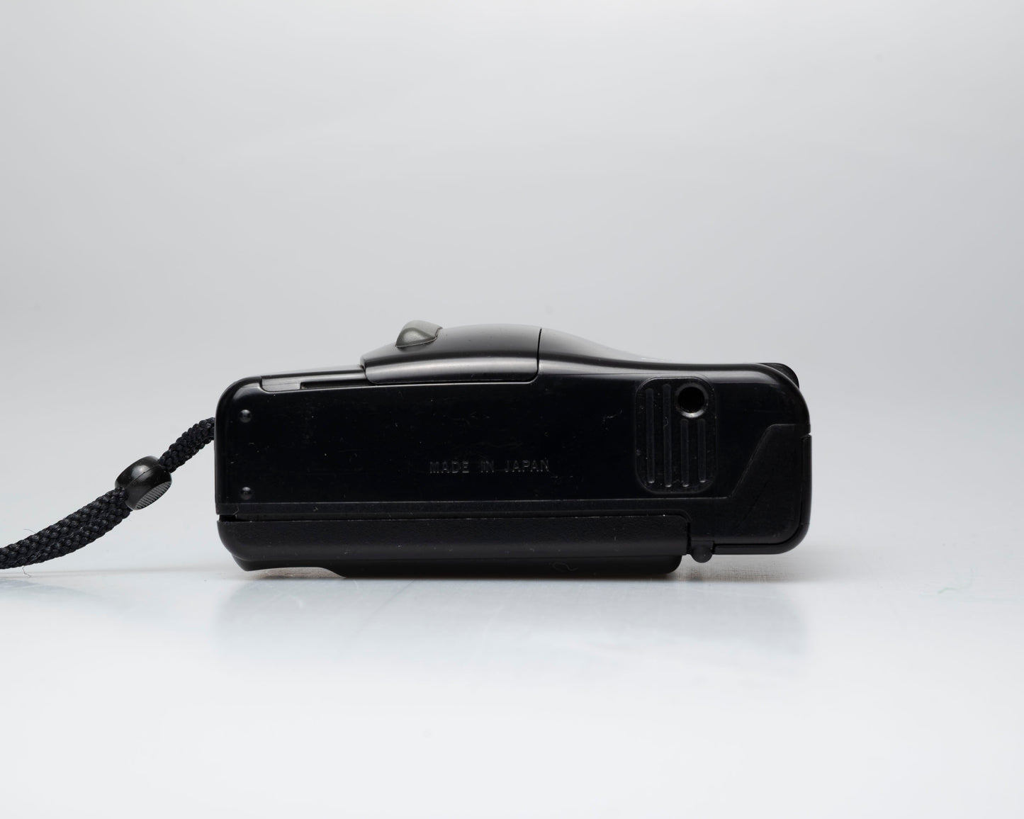 Olympus Infinity Jr Quartz Date appareil photo argentique 35mm (numéro de série 2496555)