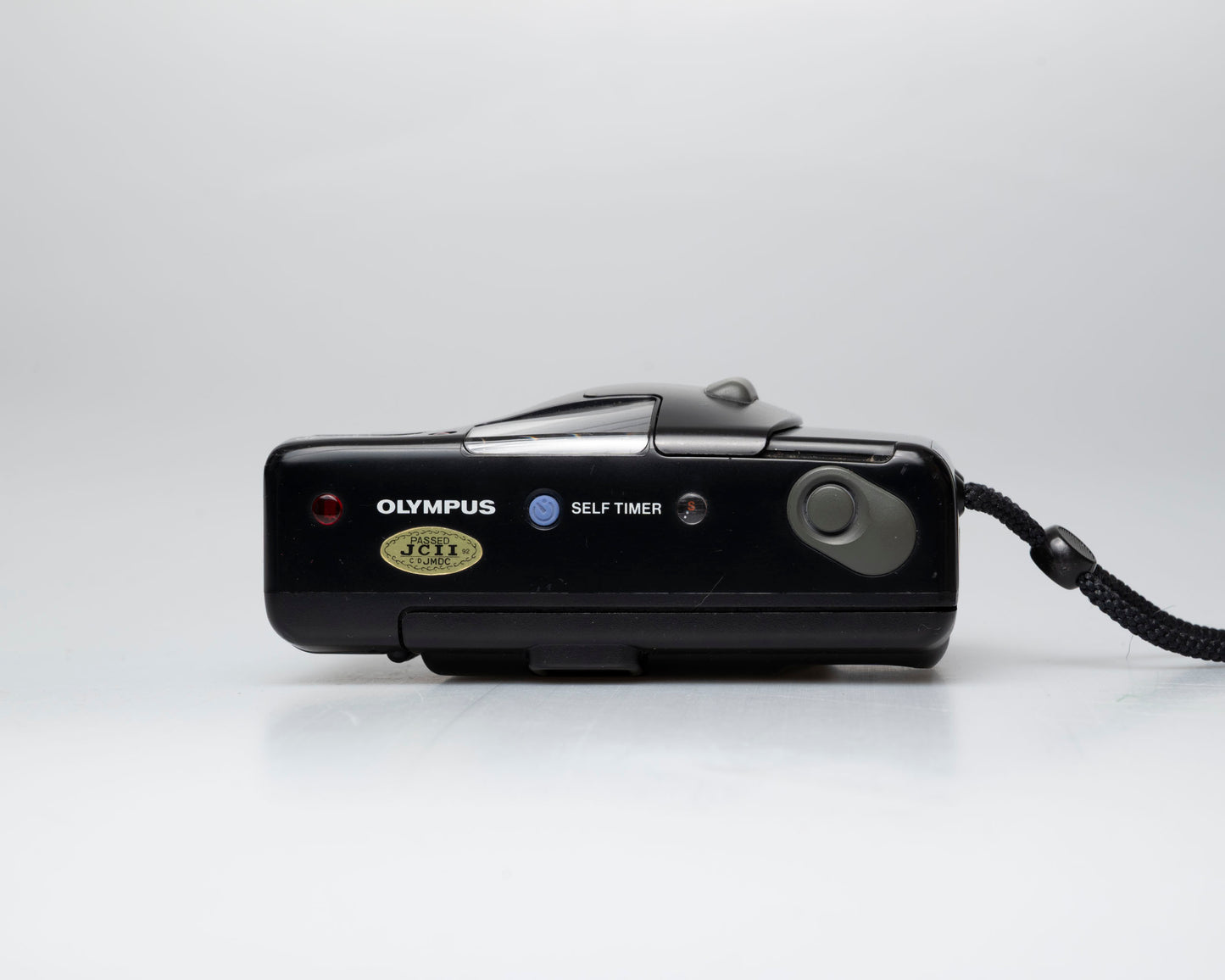 Olympus Infinity Jr Quartz Date appareil photo argentique 35mm (numéro de série 2496555)